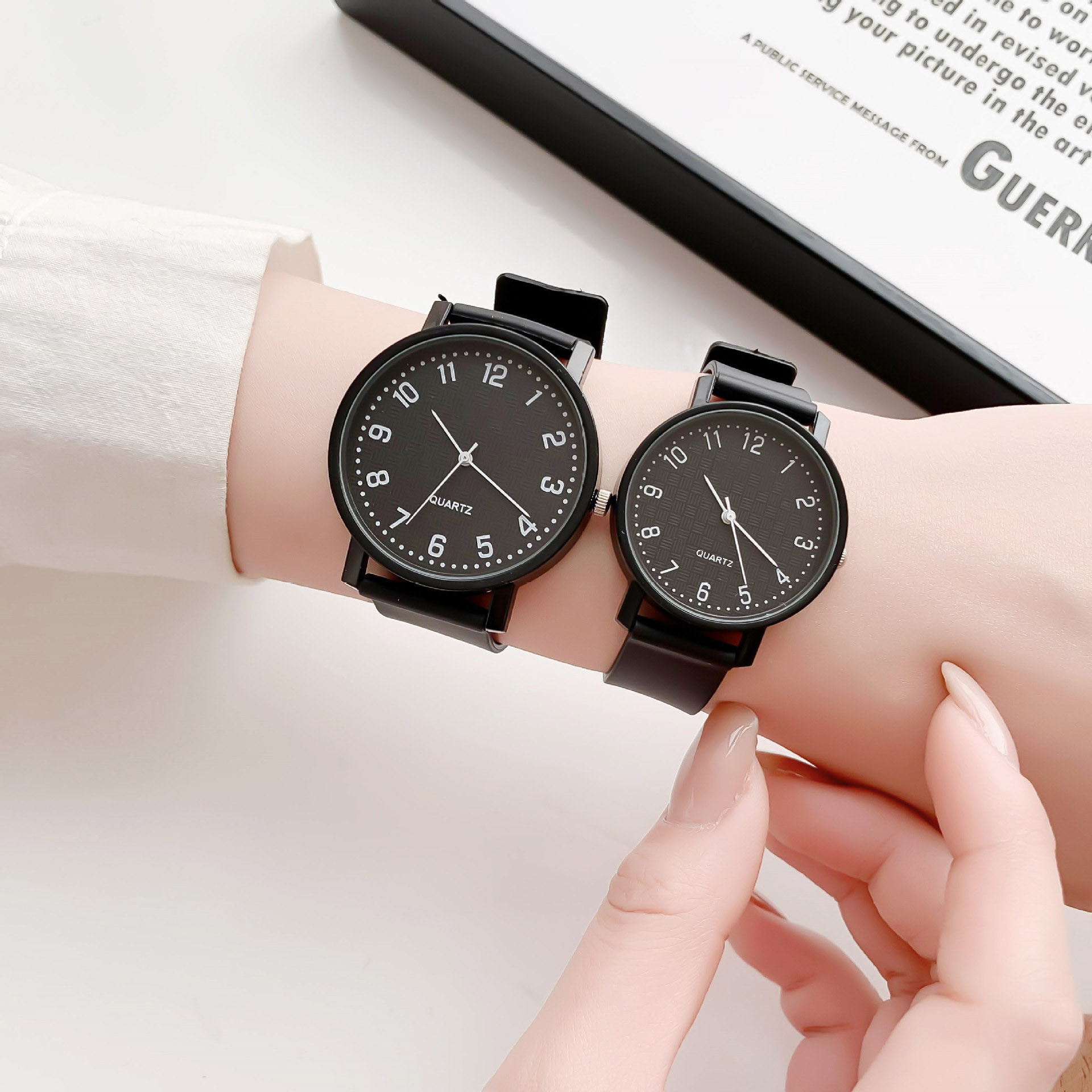 Simple Black Watch Quartz Watc - Luxury Watch All Black ulasan dan harga